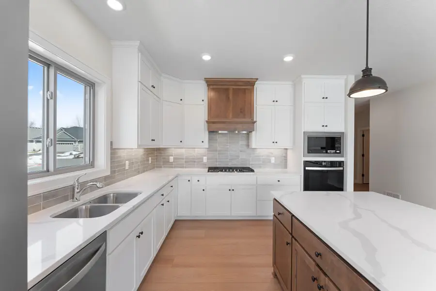 17779 Ellsworth Drive, Lakeville, MN 55044 - #3