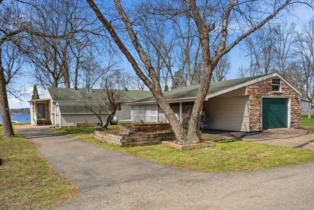 1251 Polk Saint Croix Road, Star Prairie, WI 54026 - #1