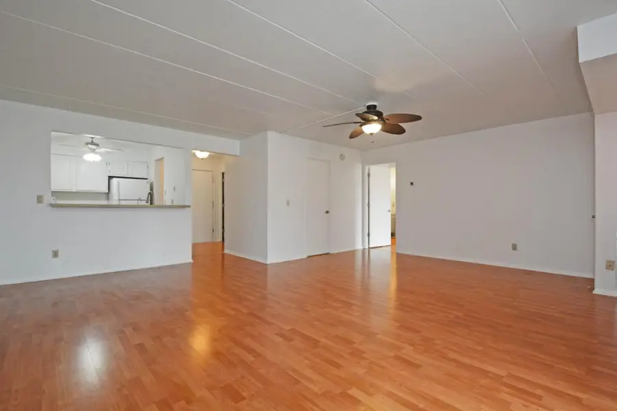 3300 Louisiana Avenue S #106, Saint Louis Park, MN 55426 - #2