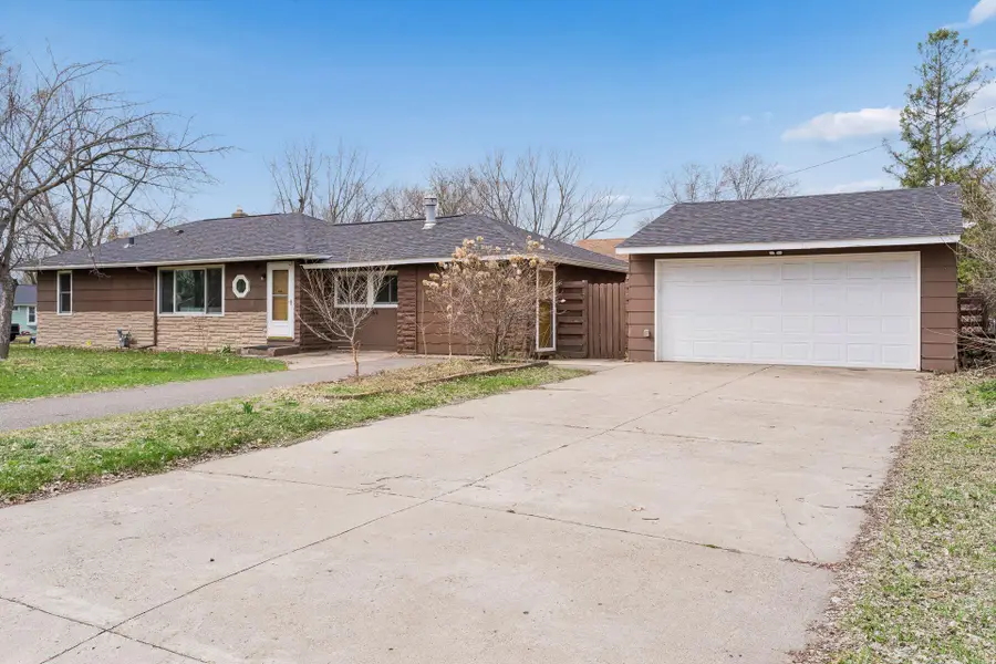 1961 Adolphus Street, Maplewood, MN 55117 - #2