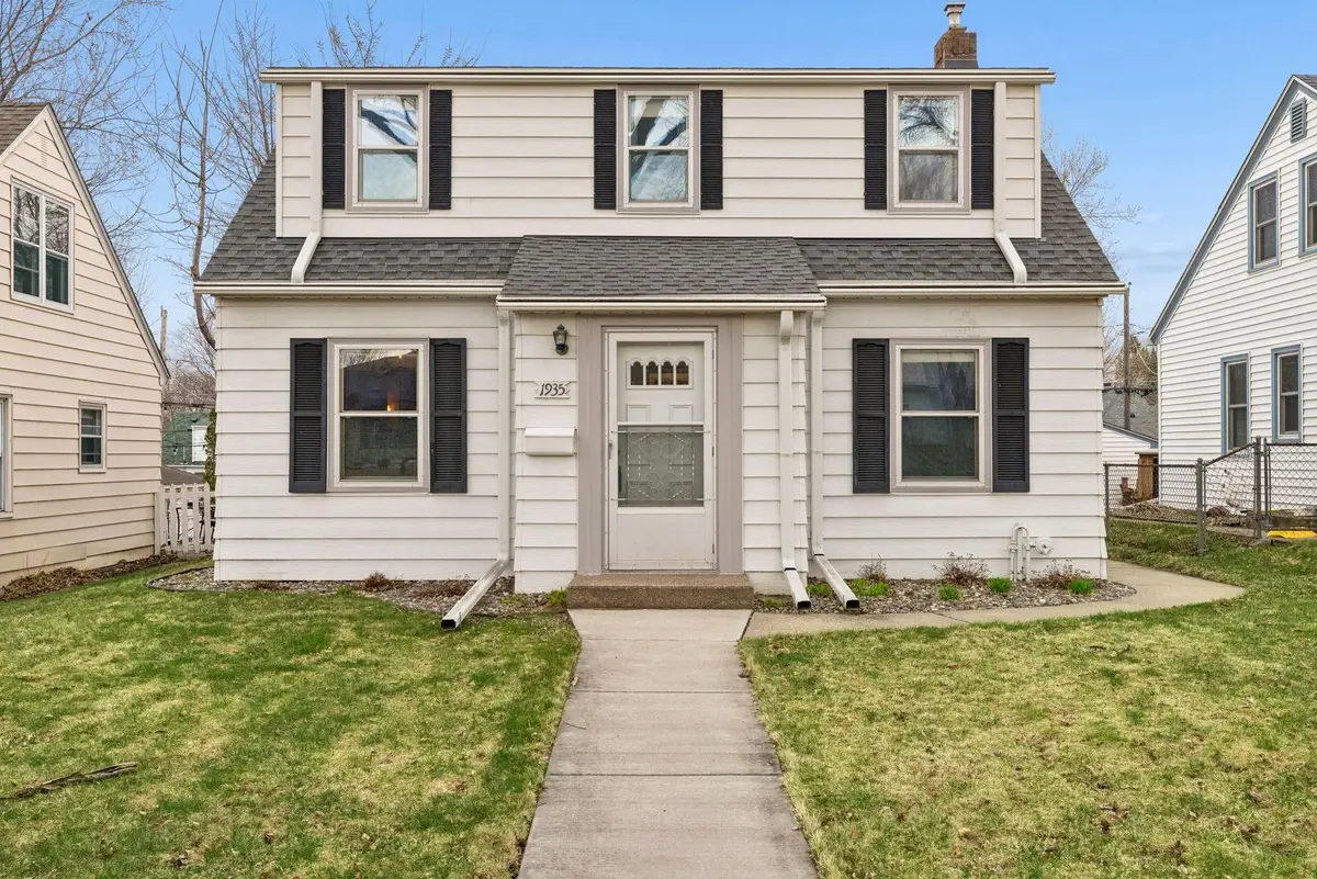 1935 Arlington Avenue E, Saint Paul, MN 55119 - #1