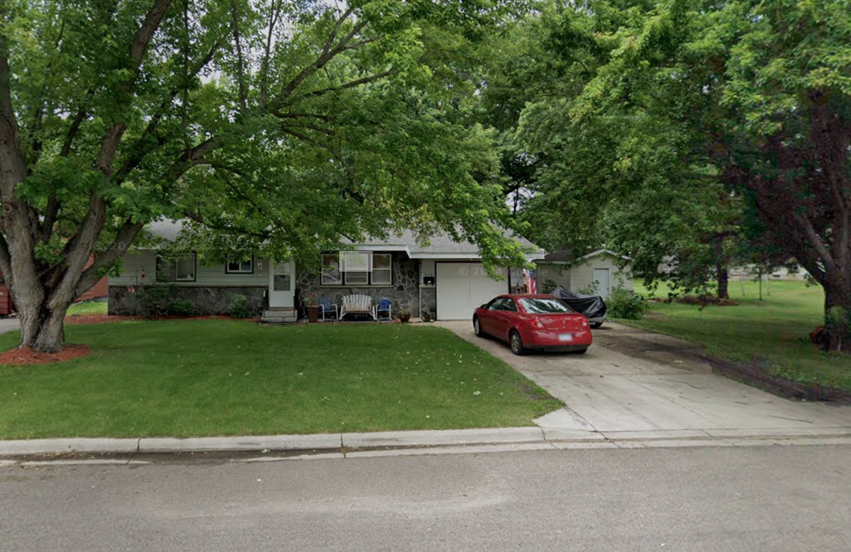 512 Sunrise Avenue, Paynesville, MN 56362 - #1