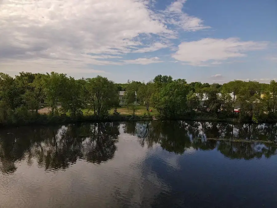 305 1st Street Ne, Morristown, MN 55052 - #3