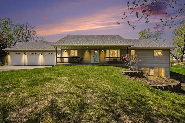 9910 Brookview Road, Woodbury, MN 55125