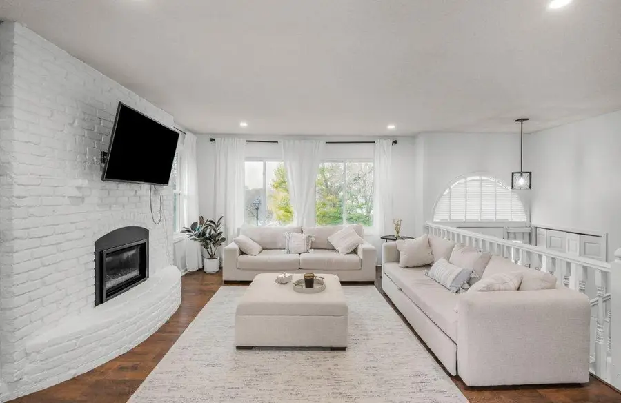 9240 Chesshire Lane N, Maple Grove, MN 55369 - #3