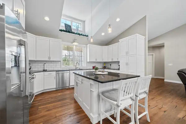 5201 Colonial Court Ne, Alexandria, MN 56308