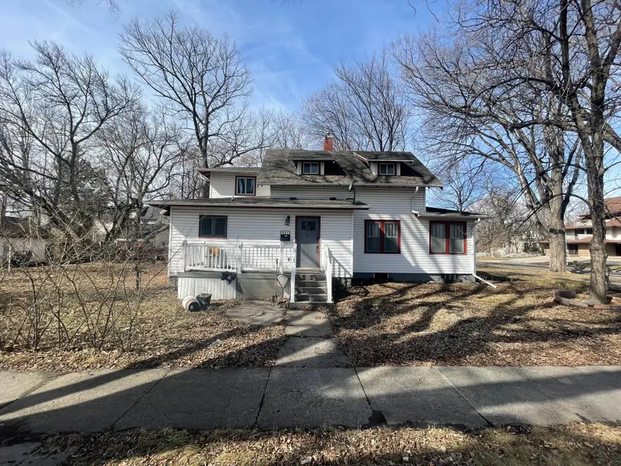 401 5th Street S, Moorhead, MN 56560 - #3