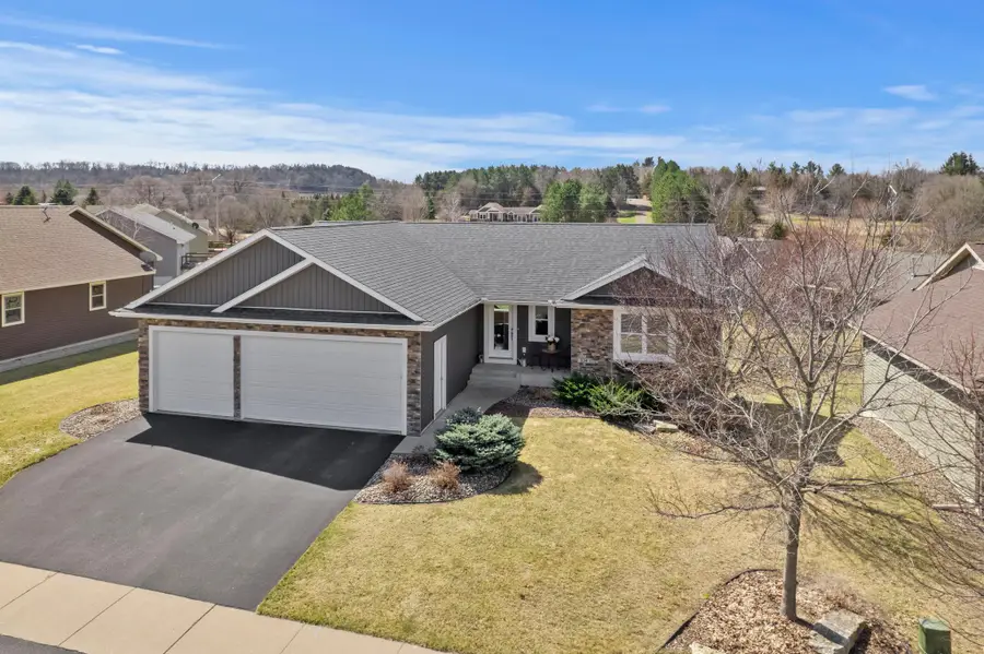 334 Kamloops Place, River Falls, WI 54022 - #2