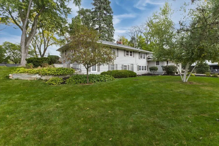 36 Western Terrace, Golden Valley, MN 55426 - #2