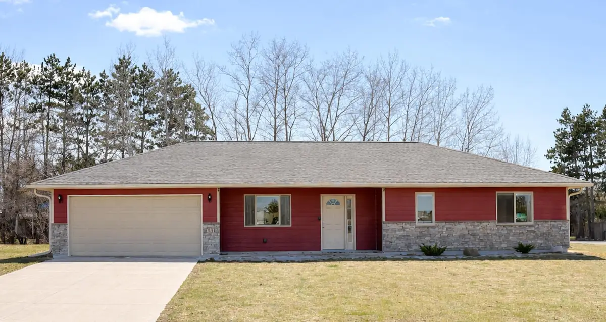 301 13th Street Ne, Milaca, MN 56353 - #1