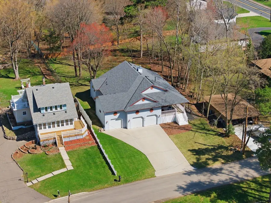 808 Hallam Avenue N, Mahtomedi, MN 55115 - #2