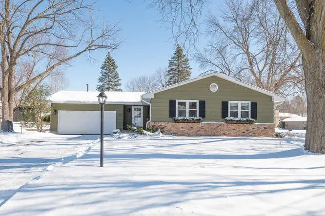 10032 Irwin Circle, Bloomington, MN 55437 - #2