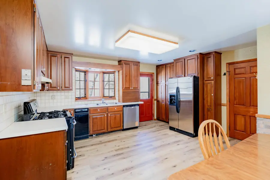 101 19th Avenue N, Fargo, ND 58102 - #3