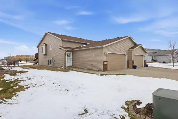 3467 Eagle Run Lane, West Fargo, ND 58078