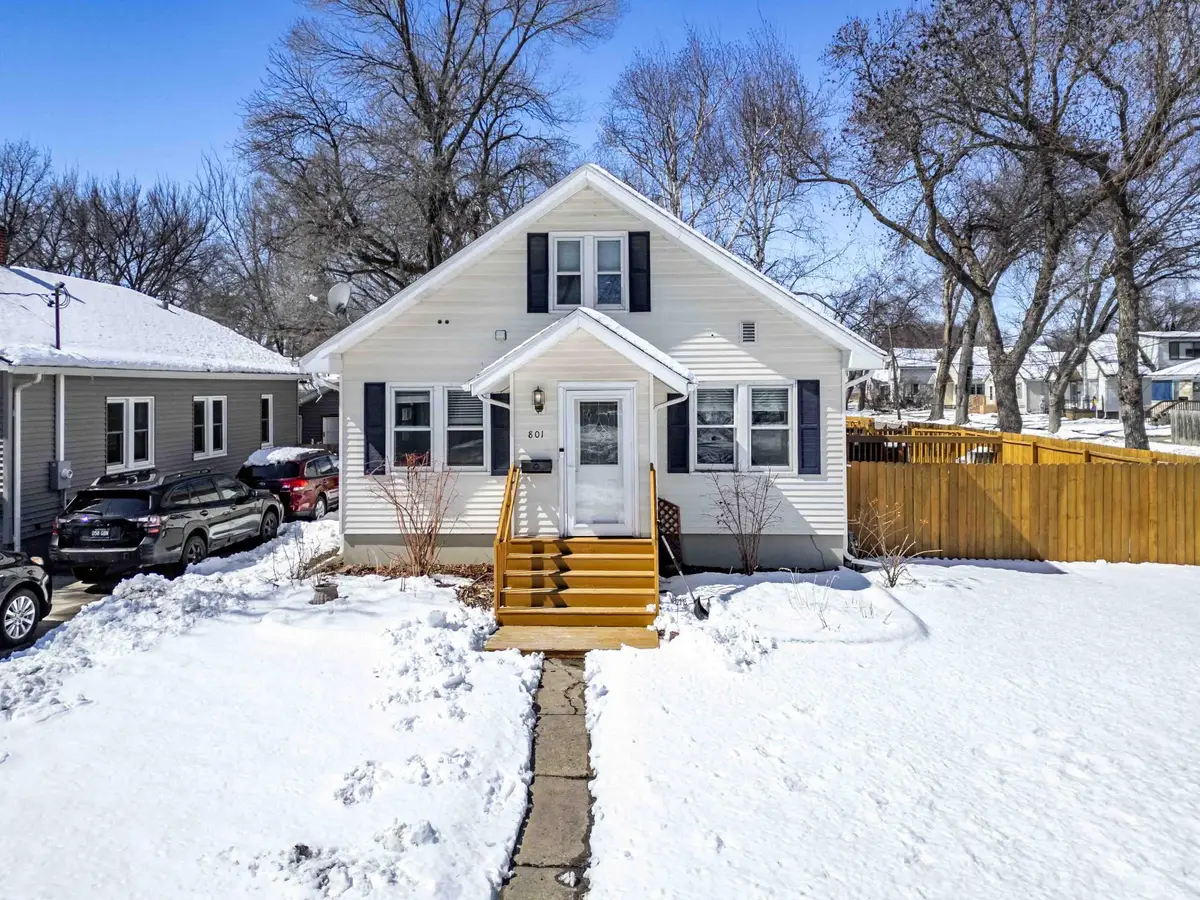 801 15th Street S, Fargo, ND 58103 - #1