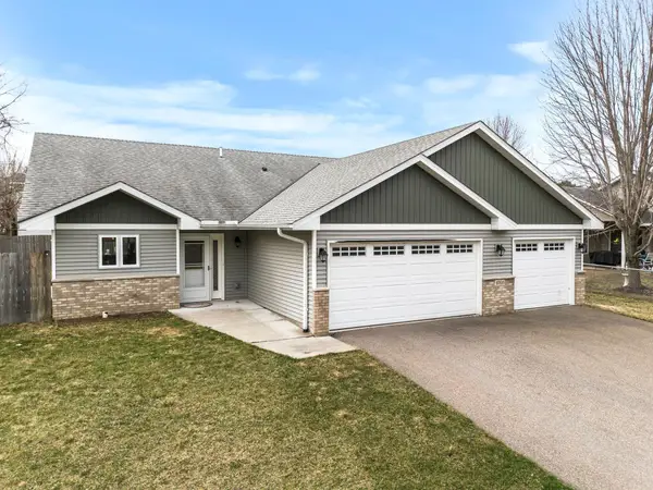 1068 244th Avenue Ne, Bethel, MN 55005