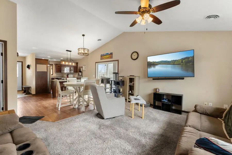 1068 244th Avenue Ne, Bethel, MN 55005 - #3