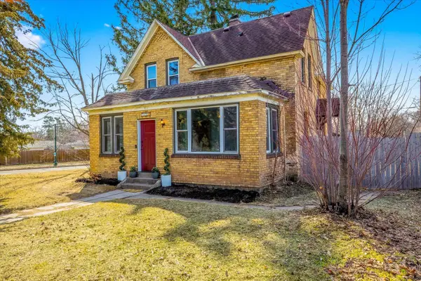 713 3rd Avenue Sw, Cambridge, MN 55008