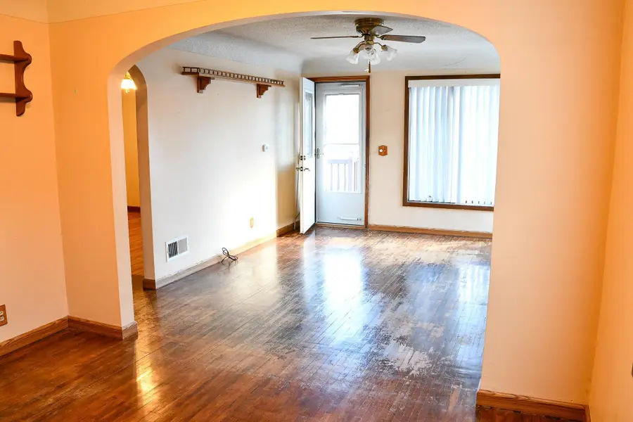 1539 Dover Street, Worthington, MN 56187 - #2