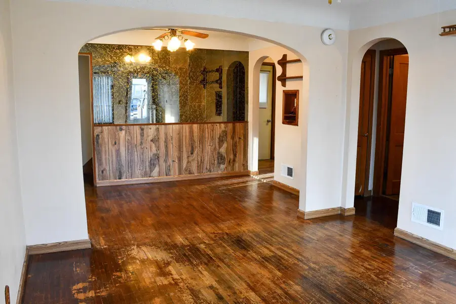 1539 Dover Street, Worthington, MN 56187 - #3