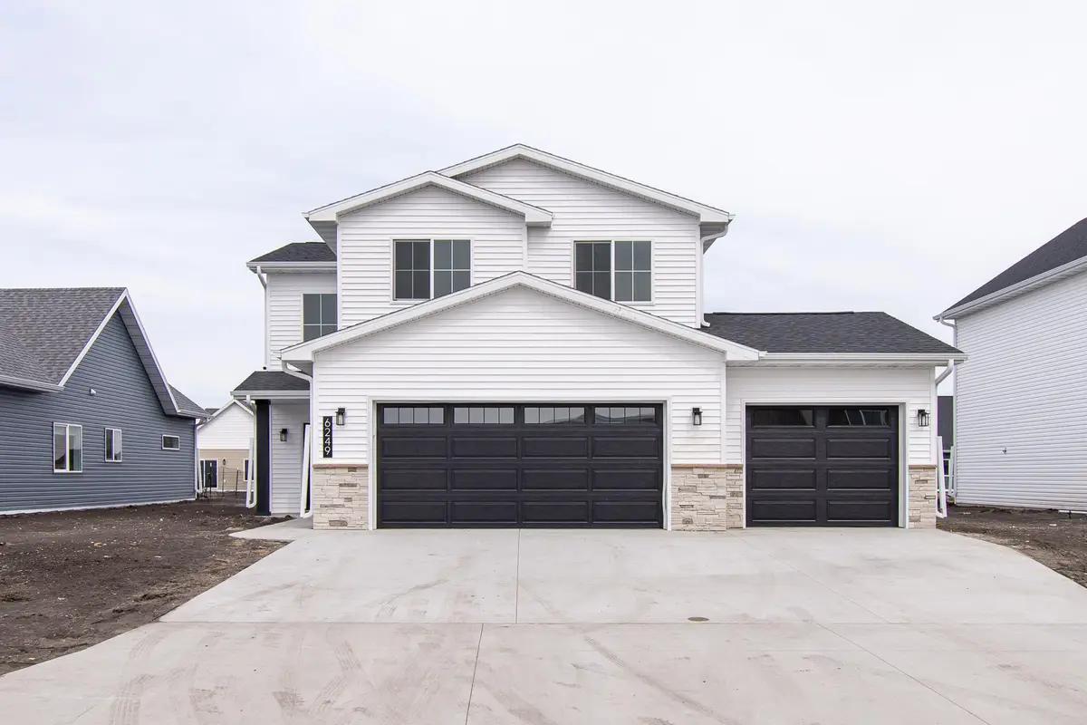 6249 86th Avenue S, Horace, ND 58047 - #1