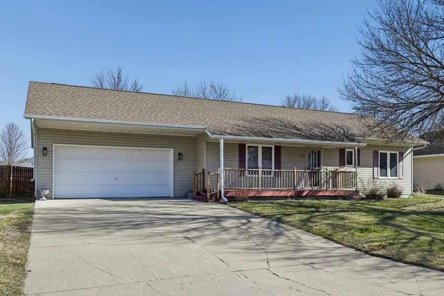 503 17th Street W, Glencoe, MN 55336 - #3