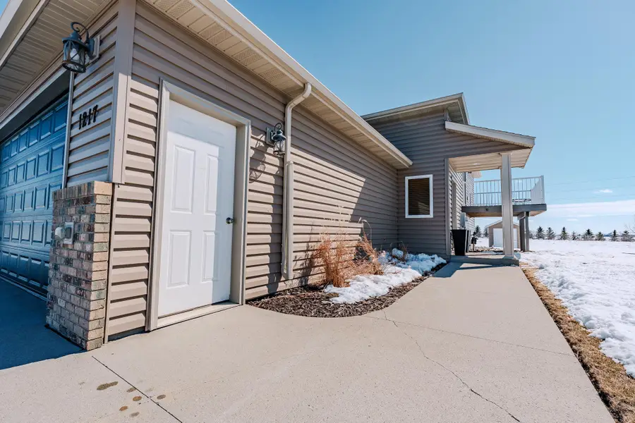 1217 Morningside Drive, Casselton, ND 58012 - #3