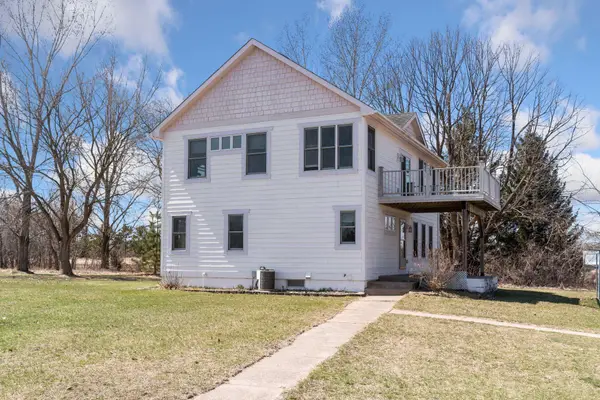 13368 382nd Street, Lindstrom, MN 55045