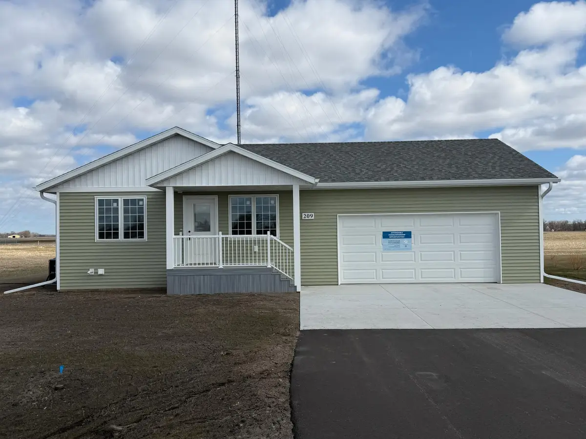 209 Lindbergh Drive Ne, Red Lake Falls, MN 56750 - #1