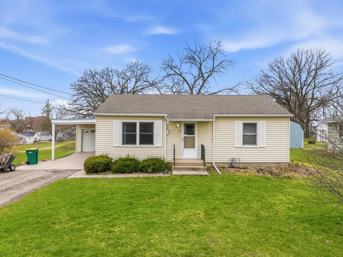 710 S 3rd Avenue, Albert Lea, MN 56007 - #1