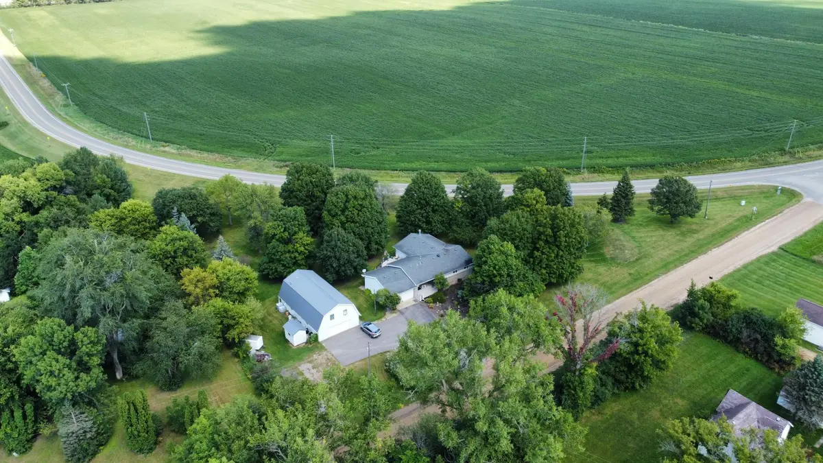 58560 Kirkwood Road, Mankato, MN 56001 - #1