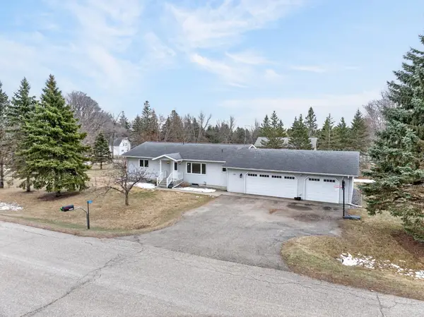 1331 Melody Lane, Alexandria, MN 56308