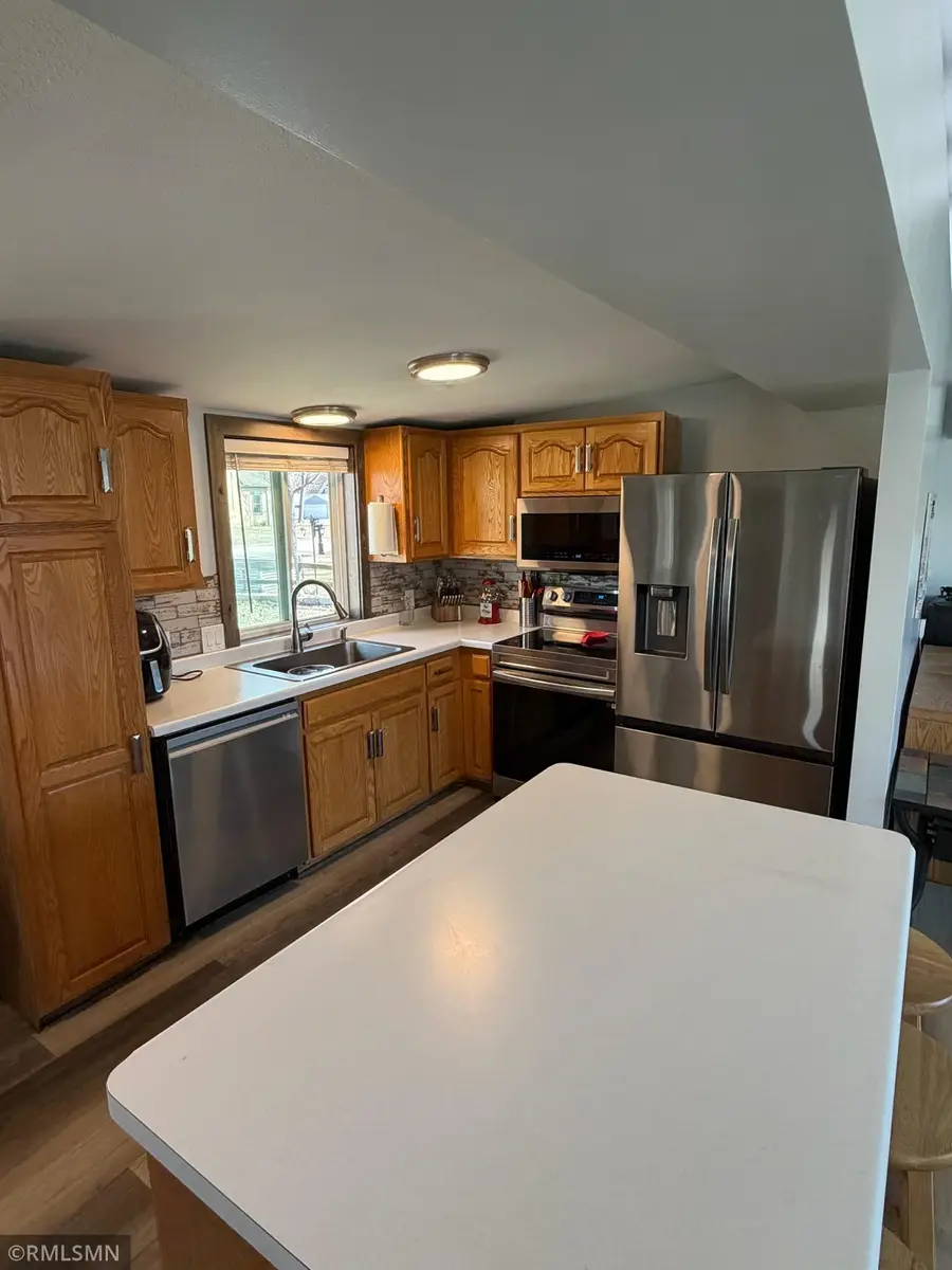 216 S Marshall Avenue, Litchfield, MN 55355 - #3