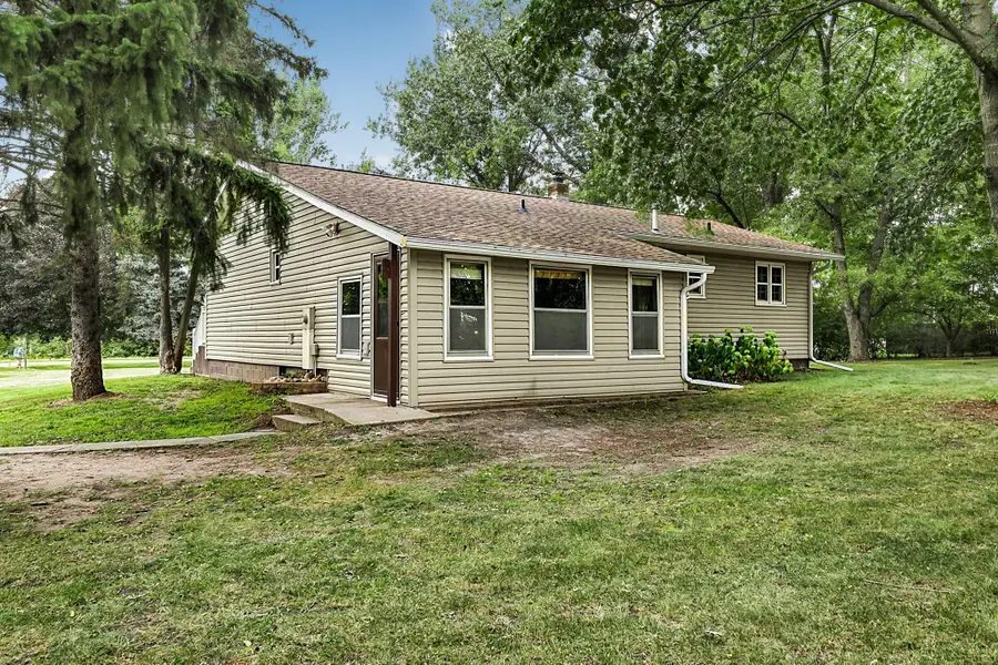 25385 County Road 34, Paynesville, MN 56362 - #2