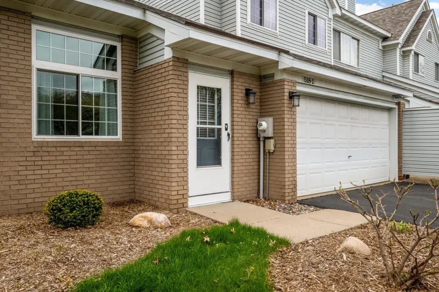 518 Lovell Avenue #1, Roseville, MN 55113 - #2