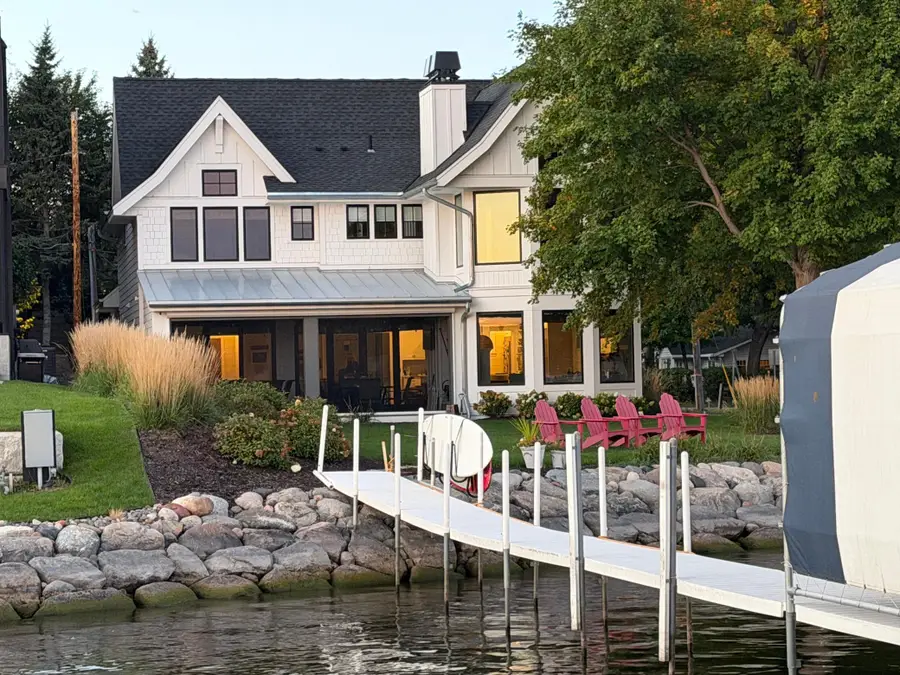 365 Lakeview Avenue, Tonka Bay, MN 55331 - #2