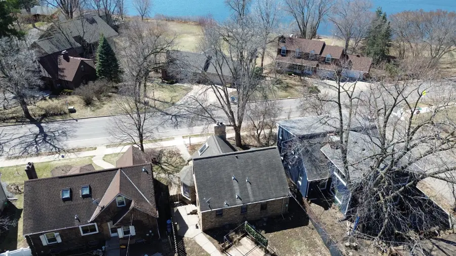 4064 Shoreline Drive, Robbinsdale, MN 55422 - #3