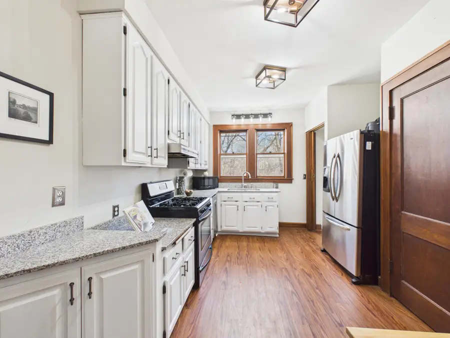 1008 Grotto Street N, Saint Paul, MN 55103 - #3