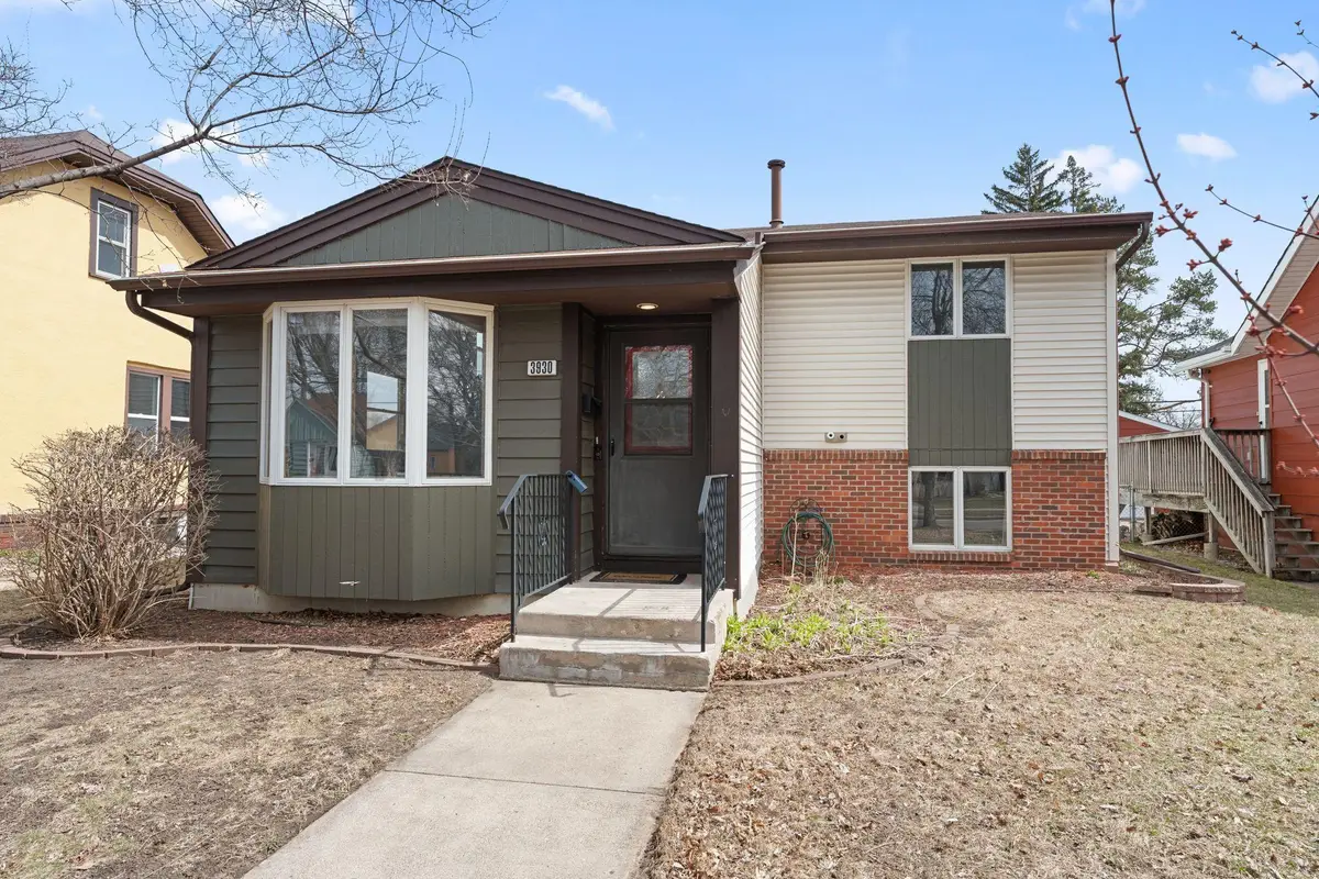 3930 Vera Cruz Avenue N, Robbinsdale, MN 55422 - #1