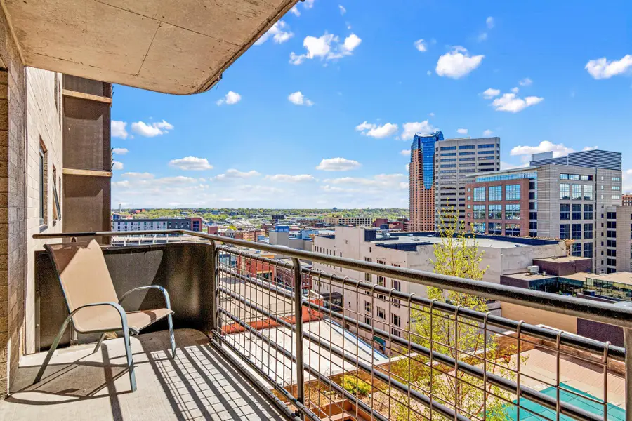 66 9th Street E #1613, Saint Paul, MN 55101 - #2