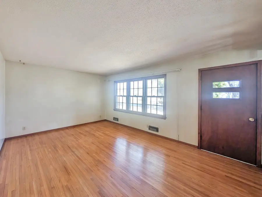 2940 115th Avenue Nw, Coon Rapids, MN 55433 - #2