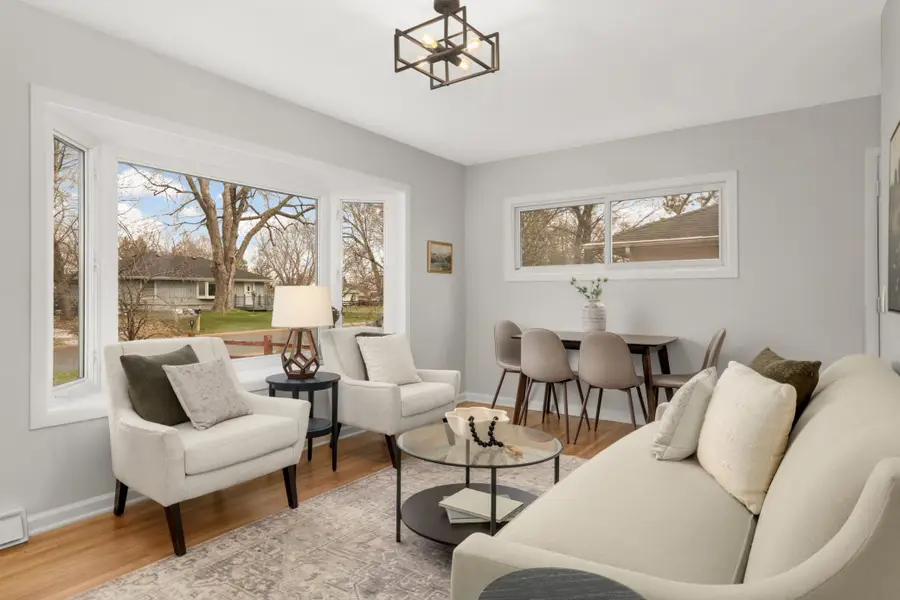 518 10th Avenue Nw, New Brighton, MN 55112 - #3