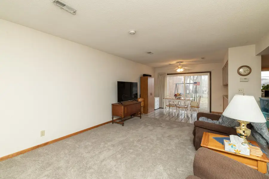 1277 Wilson Avenue, Saint Paul, MN 55106 - #3