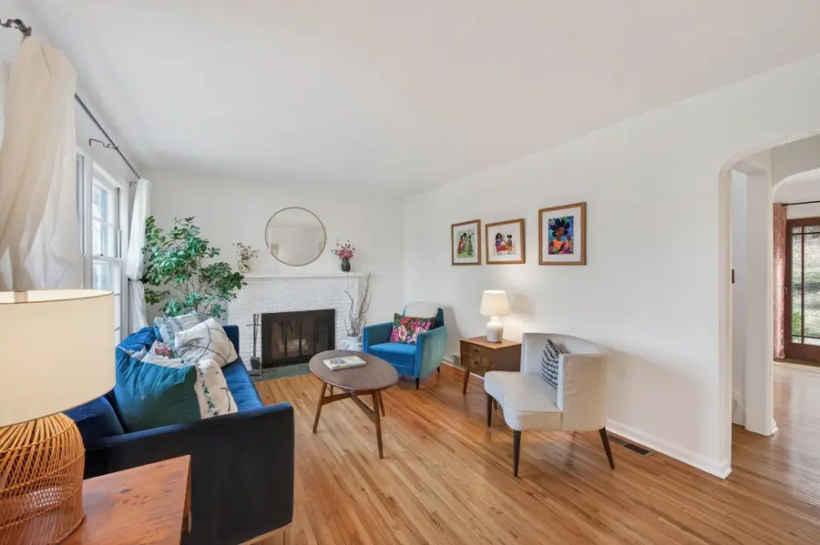 1890 Yorkshire Avenue, Saint Paul, MN 55116 - #3