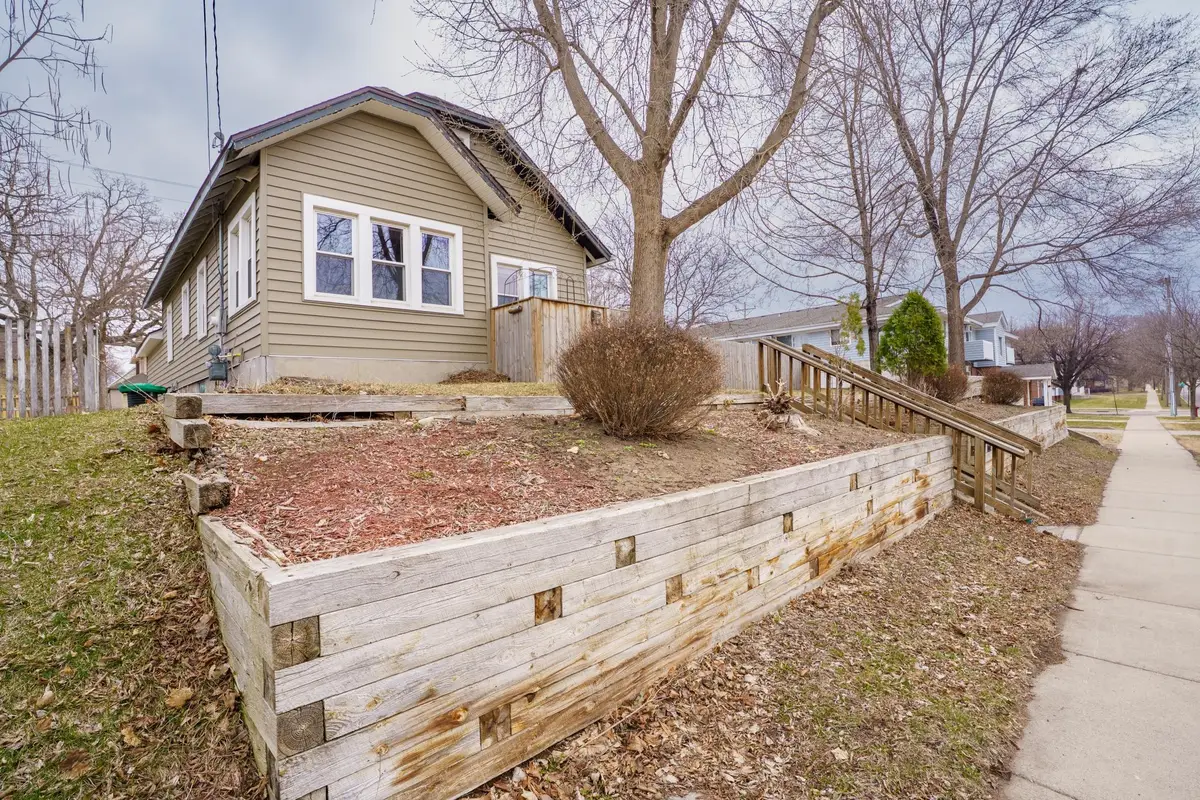 614 8th Avenue N, Saint Cloud, MN 56303 - #1