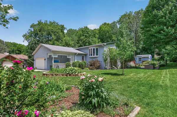17130 Hemlock Court, Lakeville, MN 55044