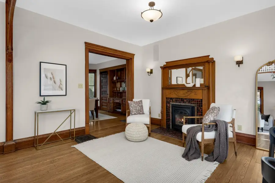 2219 Knapp Street, Saint Paul, MN 55108 - #3