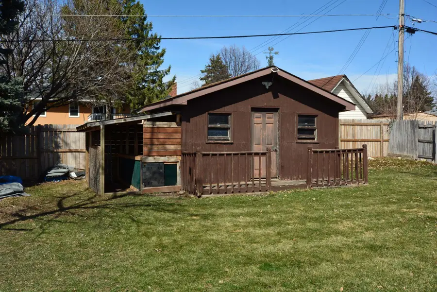 1483 3rd Street E, Saint Paul, MN 55106 - #2