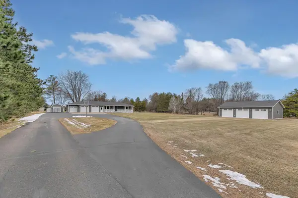 3775 Riverside Avenue N, Sartell, MN 56377