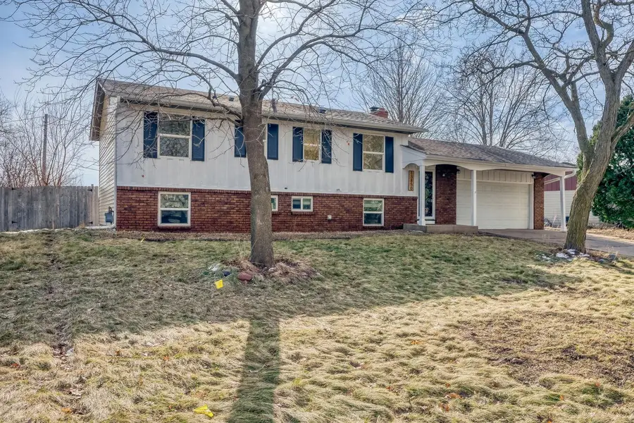 13850 Garrett Avenue, Apple Valley, MN 55124 - #2